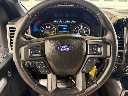 Used 2018 Ford F150 XLT w/ Equipment Group 302A Luxury AWD/4WD image 16