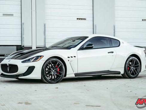 Used 2017 Maserati GranTurismo MC image 42