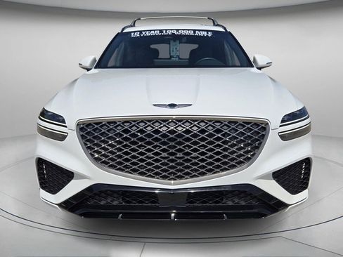 Used 2025 Genesis GV70 3.5T Sport image 5