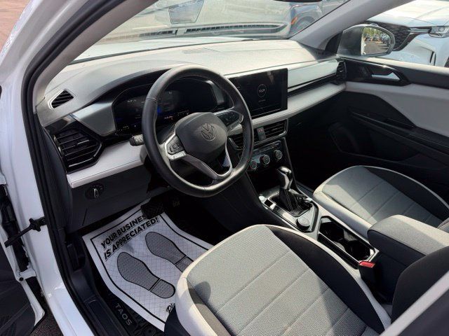 Certified 2025 Volkswagen Taos S AWD/4WD image 5