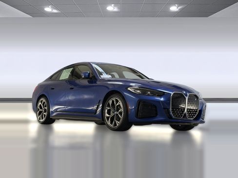 Certified 2023 BMW i4 eDrive40 w/ M Sport Package image 6