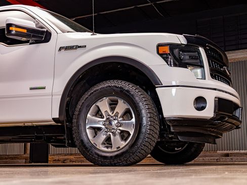 Used 2014 Ford F150 FX4 w/ Equipment Group 402A Luxury image 11