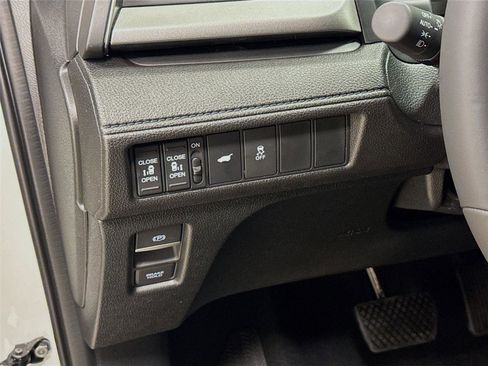 New 2026 Honda Odyssey EX-L image 10