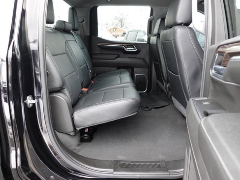 Used 2023 Chevrolet Silverado 1500 LT image 27