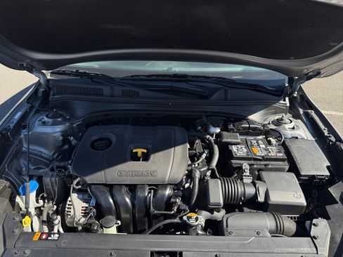Used 2024 Kia Forte LXS FWD image 20
