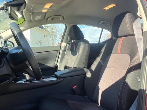 Used 2022 Nissan Sentra SR w/ Electronics Package image 10