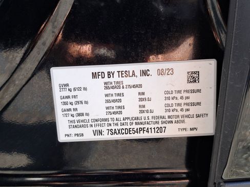 Used 2023 Tesla Model X image 40