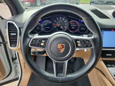 Used 2020 Porsche Cayenne AWD/4WD image 28