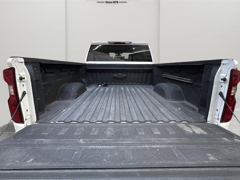 Used 2023 Chevrolet Silverado 2500 LT w/ Convenience Package image 10