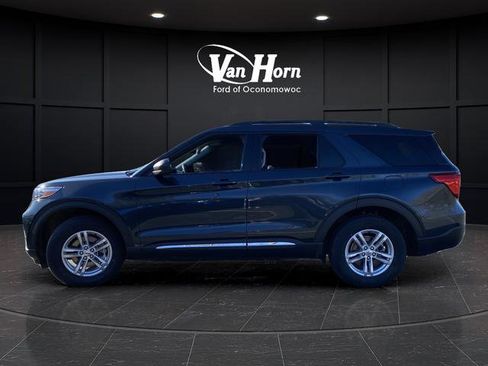 Certified 2022 Ford Explorer XLT w/ Equipment Group 202A image 11