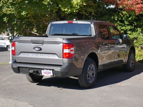 New 2025 Ford Maverick XLT w/ XLT Luxury Package image 23