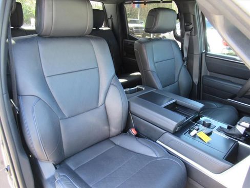 Used 2025 Toyota Tundra Platinum image 9