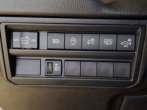 New 2026 Toyota Tundra SR5 w/ TRD Off-Road Package AWD/4WD image 16
