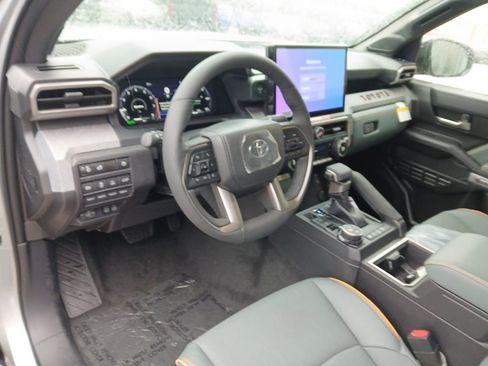 New 2025 Toyota Tacoma Trailhunter image 5