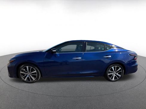 Used 2023 Nissan Maxima SV w/ Floor Mat Group image 9