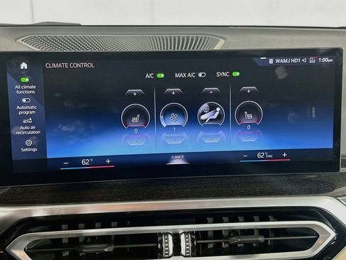 Used 2024 BMW 330i Sedan w/ Premium Package RWD image 24