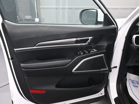Used 2023 Kia Telluride S w/ S Sunroof Package AWD/4WD image 9