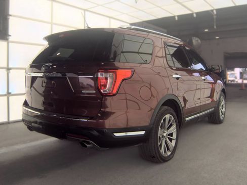 Used 2018 Ford Explorer Limited w/ Equipment Group 301A FWD image 6