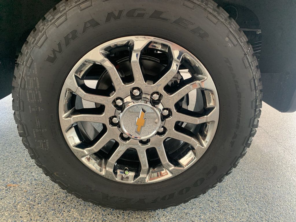 New 2026 Chevrolet Silverado 2500 LT w/ Z71 Chrome Sport Edition AWD/4WD image 29