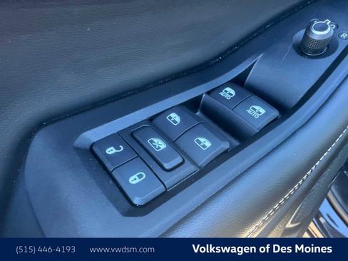 Used 2023 Jeep Grand Cherokee L Limited image 23