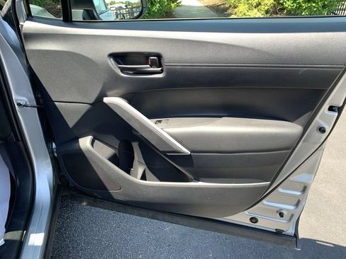 Used 2024 Toyota Corolla Cross AWD Hybrid image 13