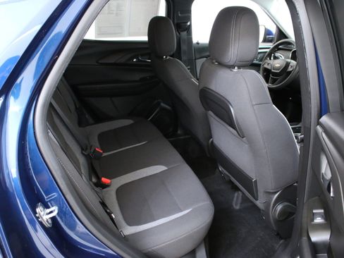 Used 2023 Chevrolet TrailBlazer LT w/ Convenience Package image 42