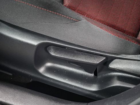 Certified 2025 Toyota Corolla SE image 23