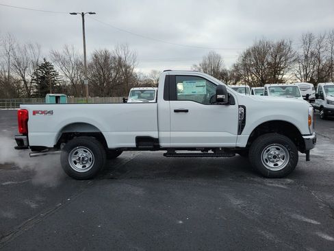 New 2026 Ford F350 XL w/ FX4 Off-Road Package image 3