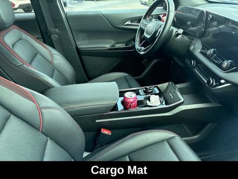 Used 2026 Chevrolet Equinox RS w/ LPO, Floor Liner Package FWD image 7