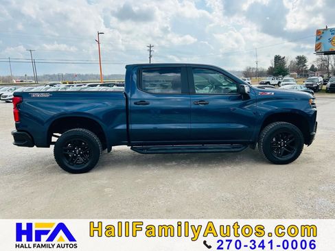 Used 2020 Chevrolet Silverado 1500 LT Trail Boss AWD/4WD image 6