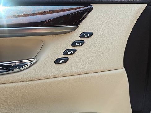 Used 2017 Lexus ES 350 FWD image 11