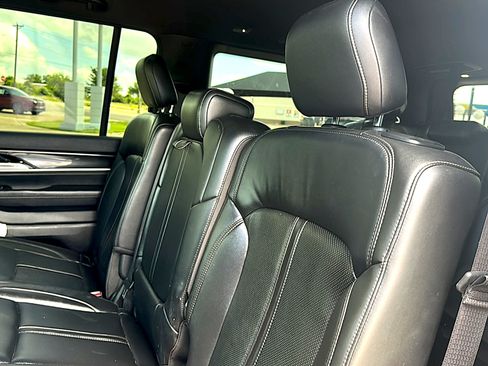 Used 2022 Jeep Wagoneer Series I RWD image 19