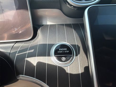 Used 2022 Mercedes-Benz C 300 C 300 image 29