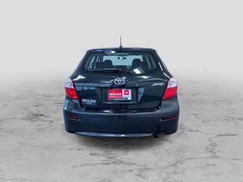 Used 2013 Toyota Matrix S FWD image 9