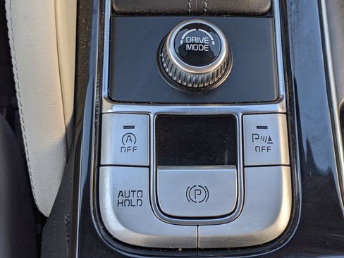 Certified 2022 Kia Telluride EX w/ EX Premium Package image 30