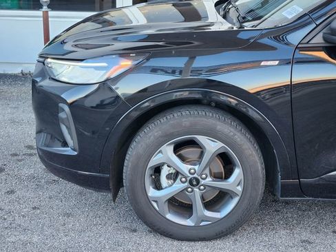 Used 2023 Ford Escape ST-Line image 5