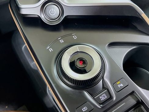 New 2025 Kia EV6 Wind image 17