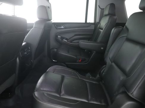 Used 2018 GMC Yukon XL SLT w/ Premium Edition AWD/4WD image 28