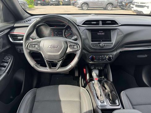 Used 2023 Chevrolet TrailBlazer RS FWD image 20