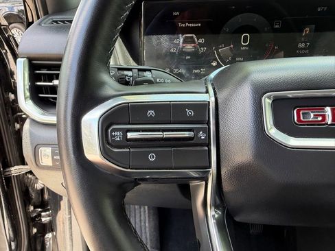 Used 2025 GMC Terrain Elevation AWD/4WD image 23