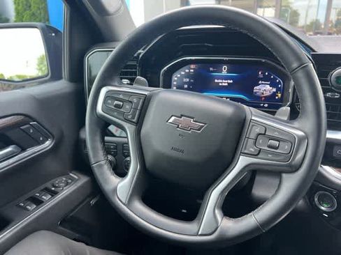 Certified 2025 Chevrolet Silverado 1500 RST AWD/4WD image 15
