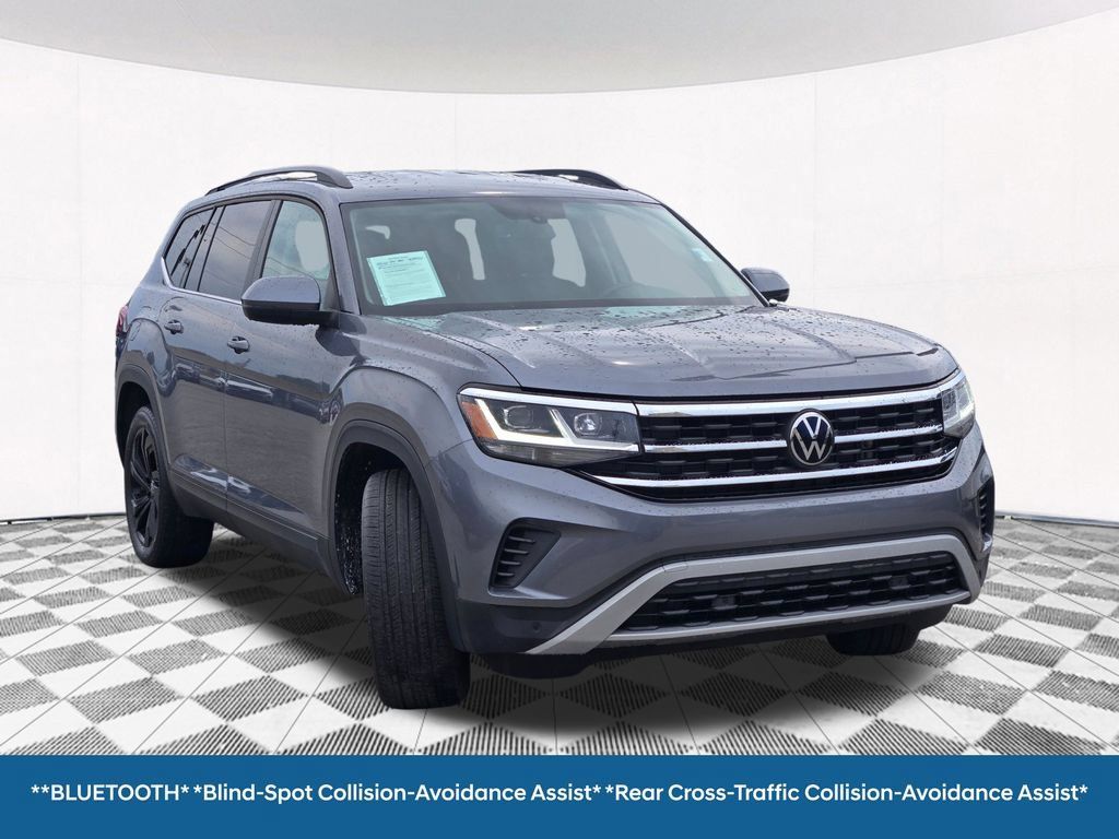 Used 2023 Volkswagen Atlas SE w/ Black Wheel Package AWD/4WD image 7
