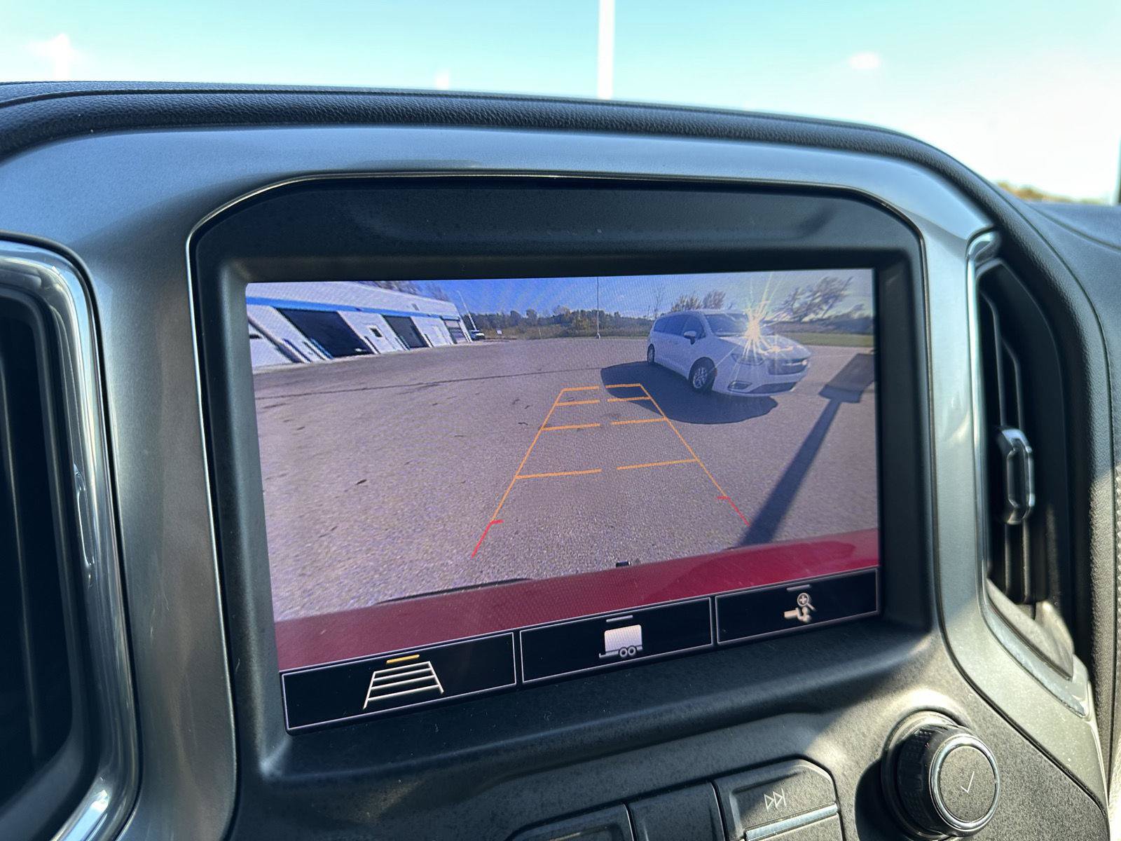 Used 2020 Chevrolet Silverado 1500 RST AWD/4WD image 21