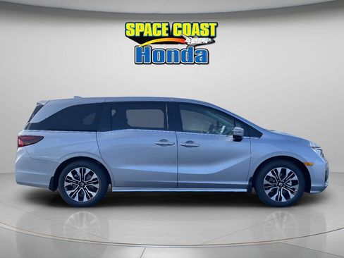 New 2026 Honda Odyssey Elite image 11