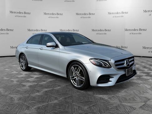 Certified 2019 Mercedes-Benz E 300 4MATIC image 7