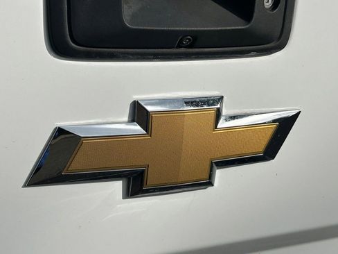 Used 2019 Chevrolet Silverado 1500 LT AWD/4WD image 22