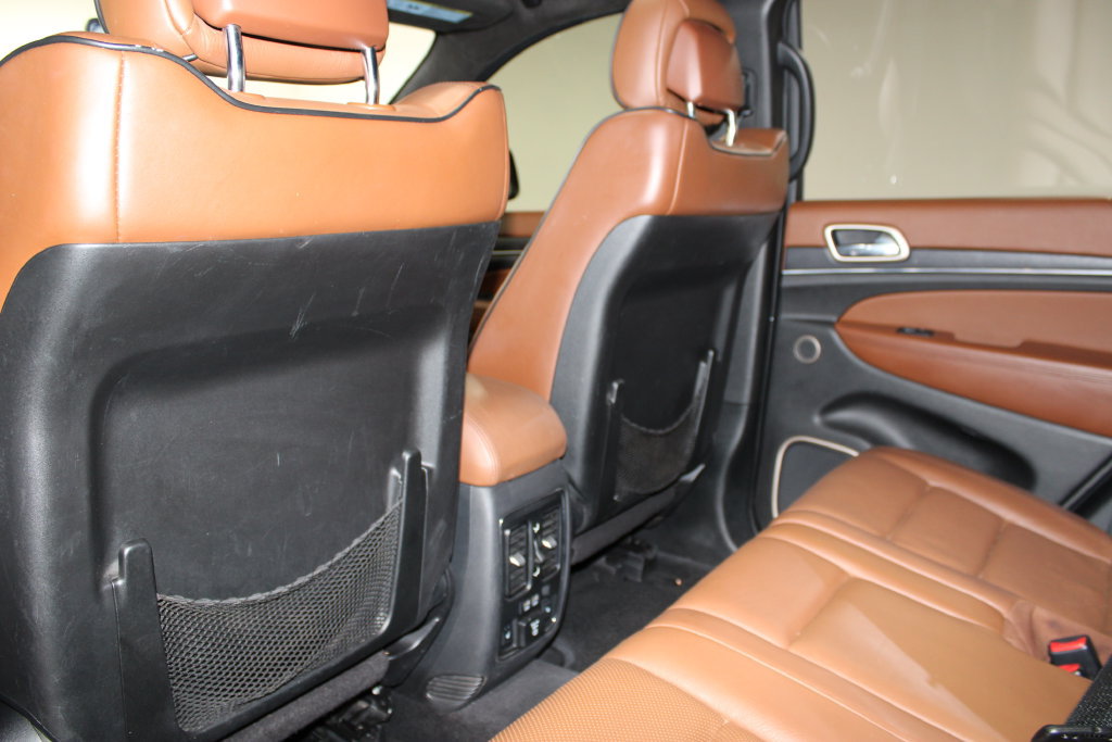 Used 2017 Jeep Grand Cherokee Summit AWD/4WD image 24