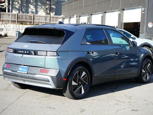 Certified 2025 Hyundai Ioniq 5 SEL image 10