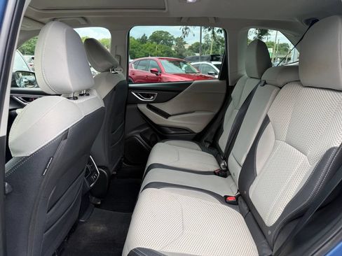 Used 2023 Subaru Forester Premium AWD/4WD image 26