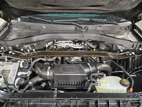 Used 2025 Ford Explorer ST AWD/4WD image 19